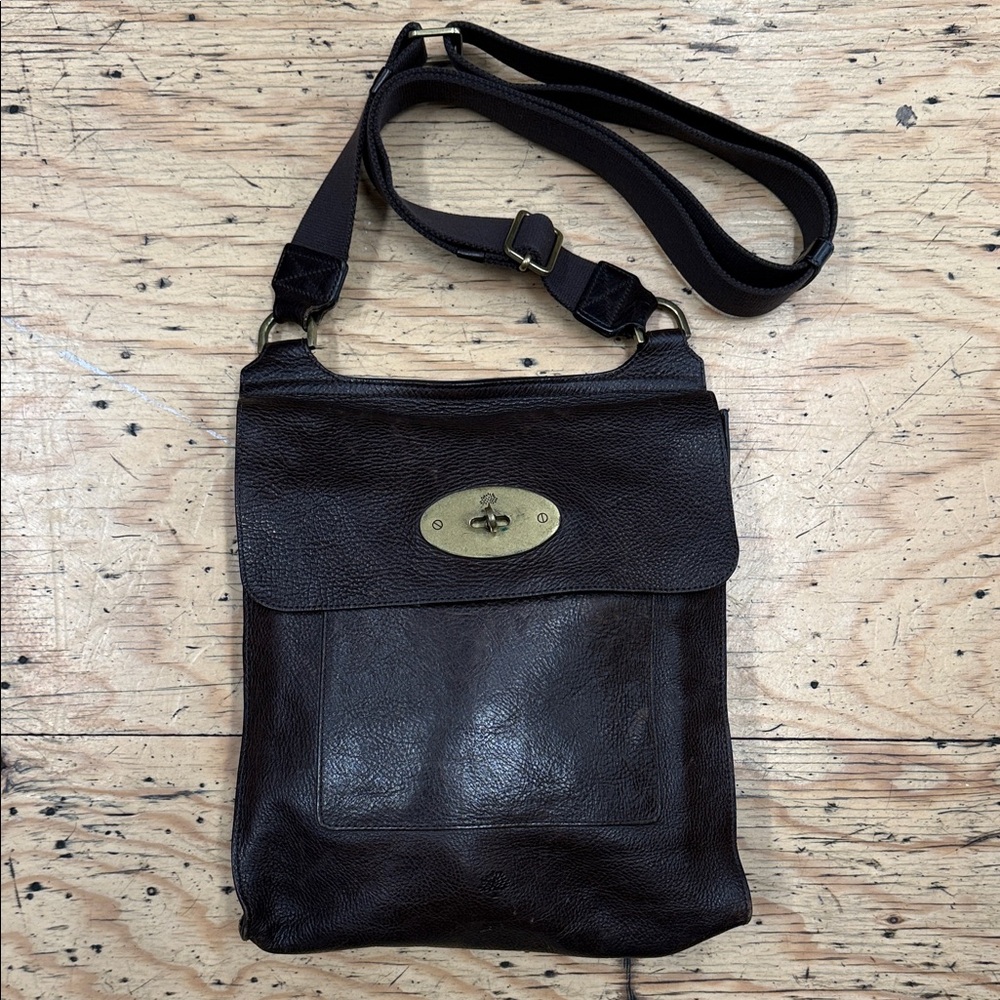 Mulberry Brown Leather Crossbody Bag - Picture 2 of 8
